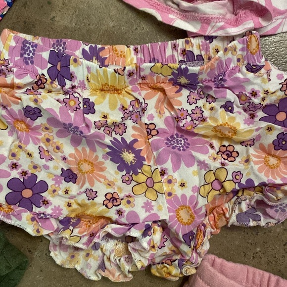 Multiple shorts bundle. - Picture 7 of 12